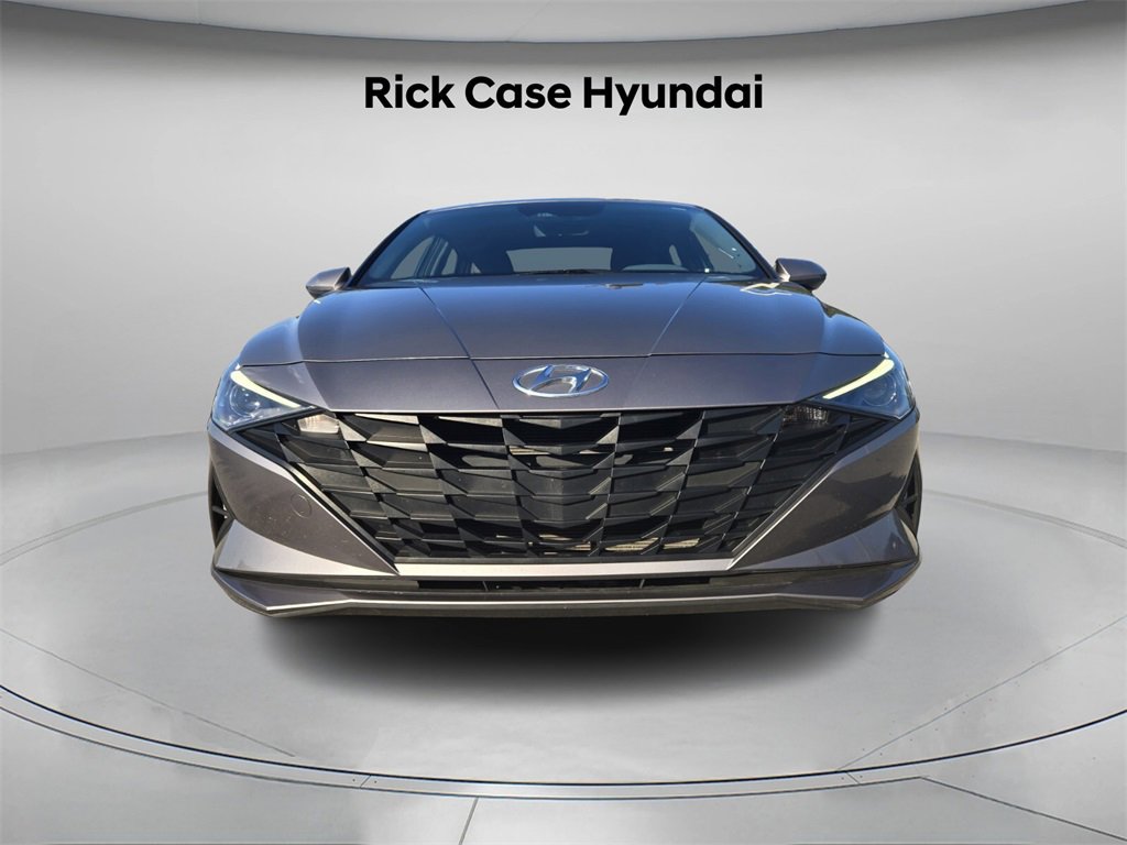 Certified 2023 Hyundai Elantra SEL w/ Cargo Package image 5