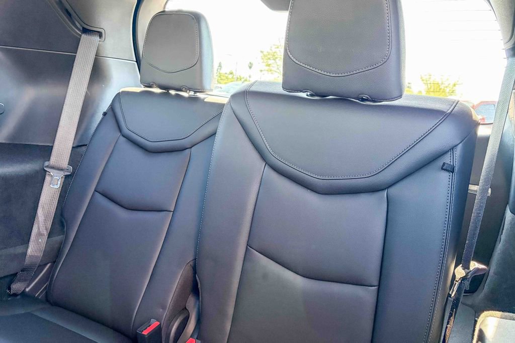 Used 2023 Cadillac XT6 Luxury image 39