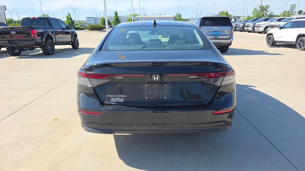 Certified 2023 Honda Accord EX image 4