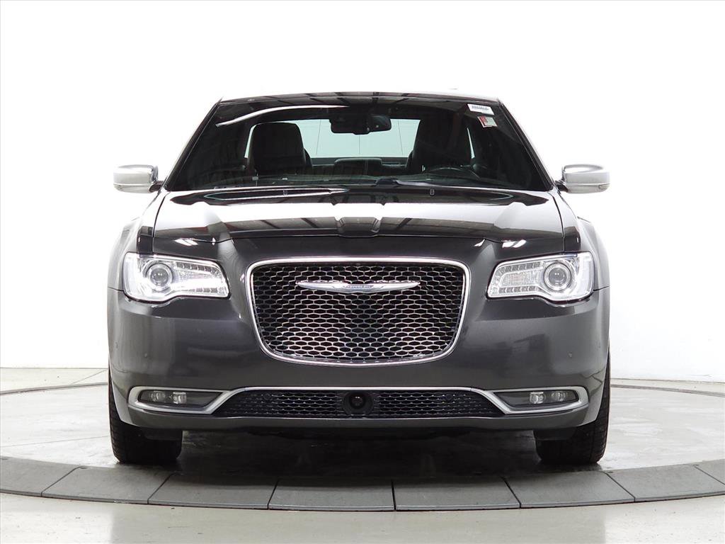 Used 2016 Chrysler 300 C Platinum w/ Safetytec Plus Group image 2