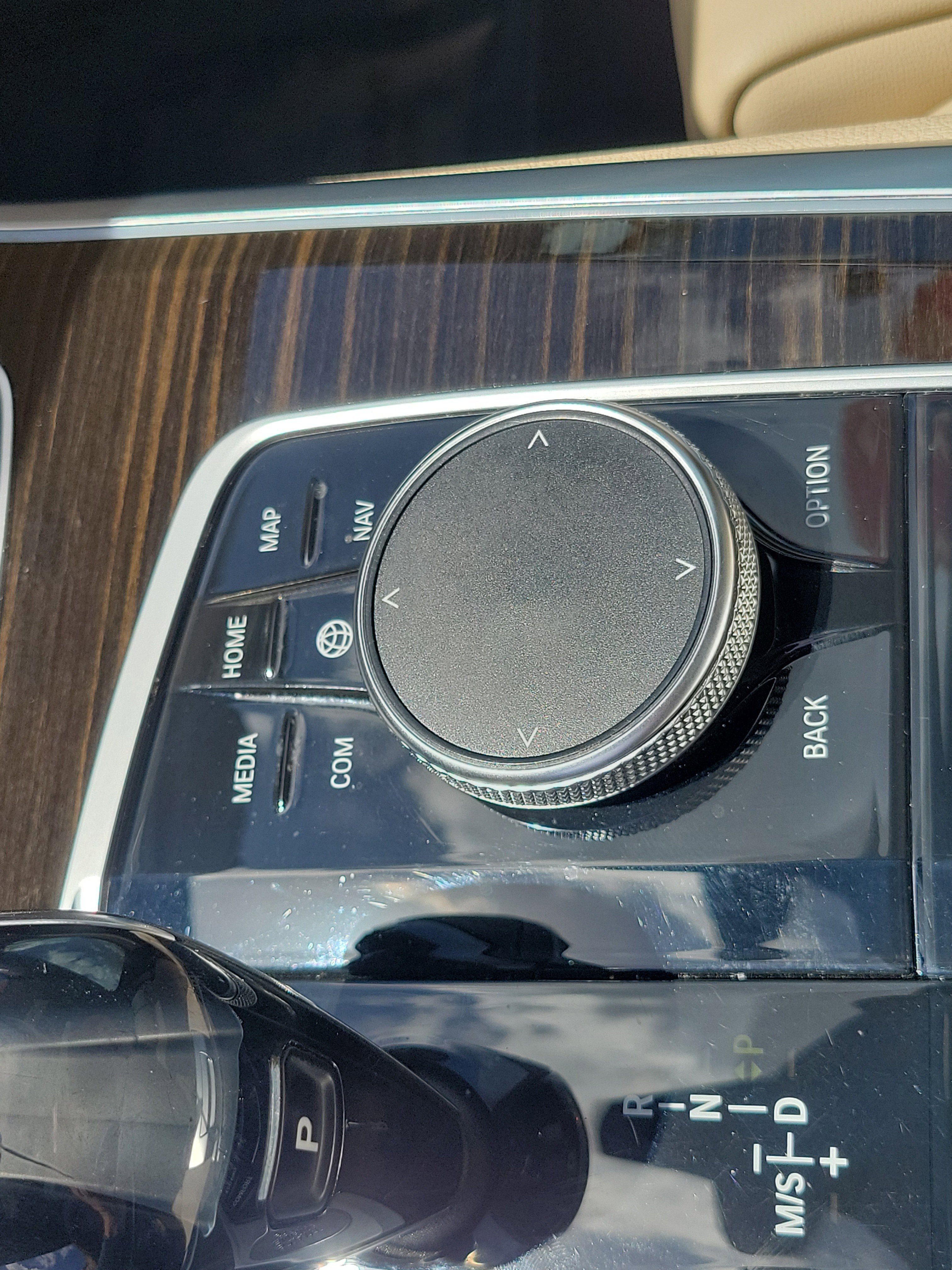 Used 2020 BMW X5 sDrive40i w/ Convenience Package image 33