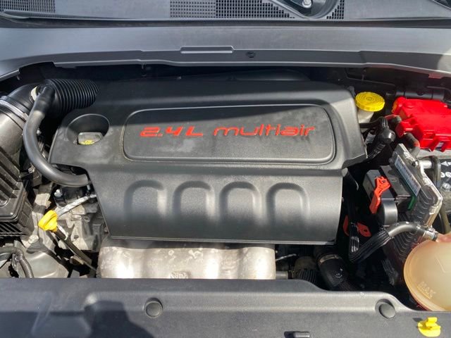 Certified 2020 Jeep Compass Latitude w/ Cold Weather Group image 8