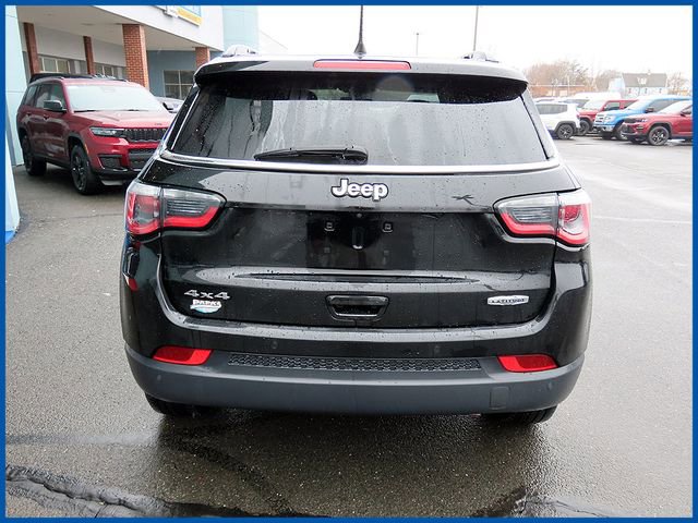 Certified 2019 Jeep Compass Latitude w/ Cold Weather Group image 6