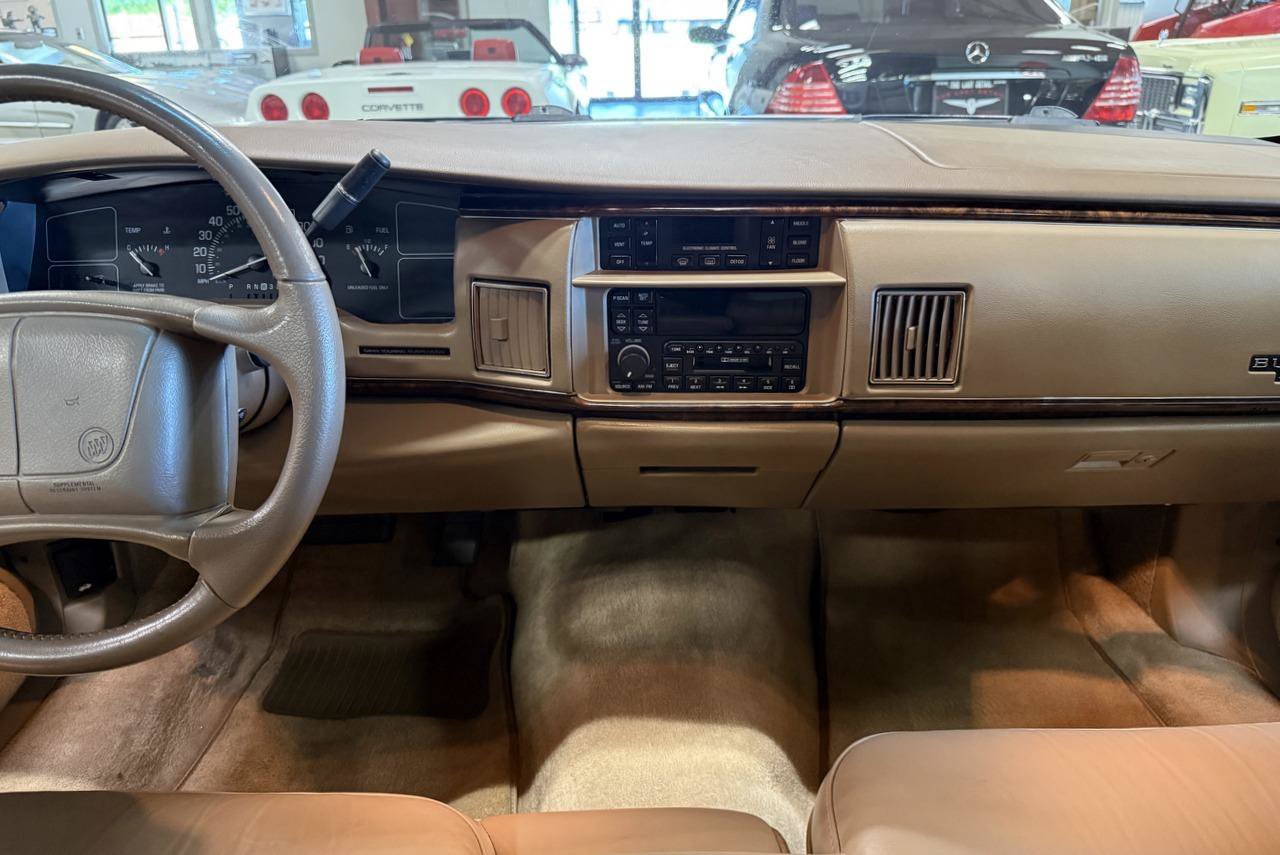 Used 1995 Buick Roadmaster Estate RWD image 87