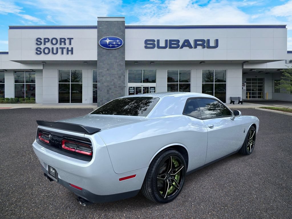 Used 2022 Dodge Challenger R/T w/ Blacktop Package RWD image 3