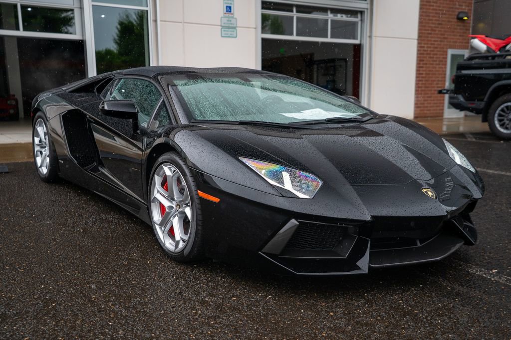 Used 2014 Lamborghini Aventador LP 700-4 AWD/4WD image 1