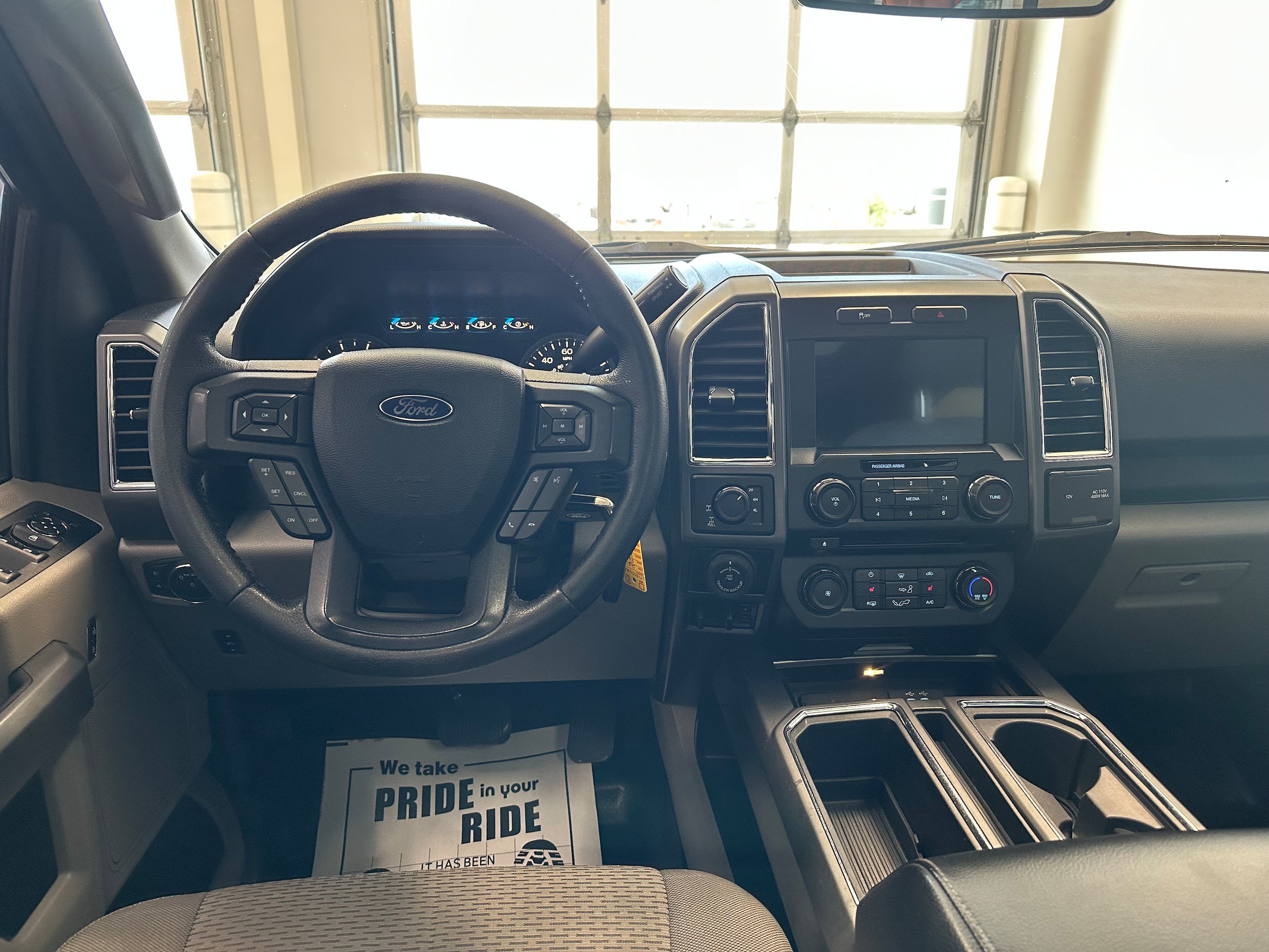 Used 2016 Ford F150 XLT w/ Equipment Group 302A Luxury AWD/4WD image 18