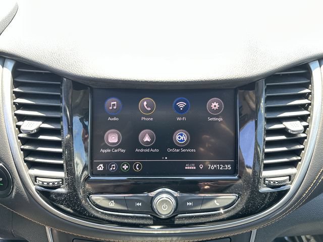 Used 2020 Chevrolet Trax LT w/ Sun & Sound Package FWD image 13
