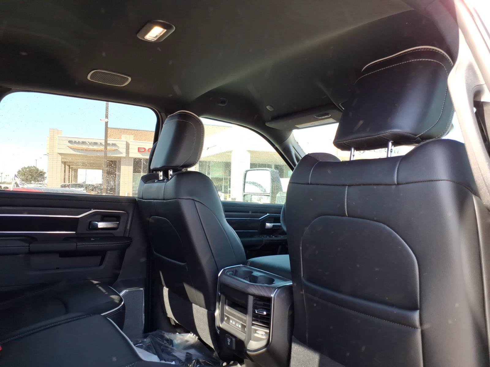 New 2026 RAM 2500 Laramie w/ Night Edition AWD/4WD image 9