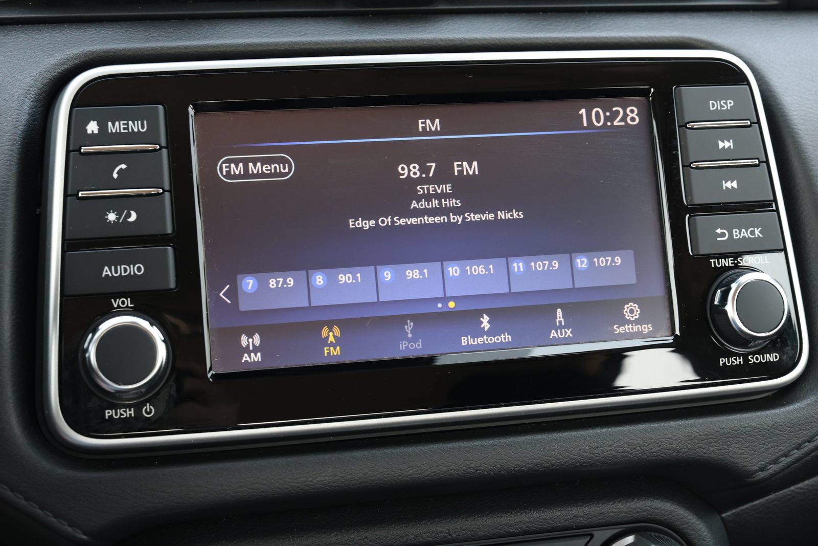 Used 2025 Nissan Versa S w/ Trunk Package FWD image 19