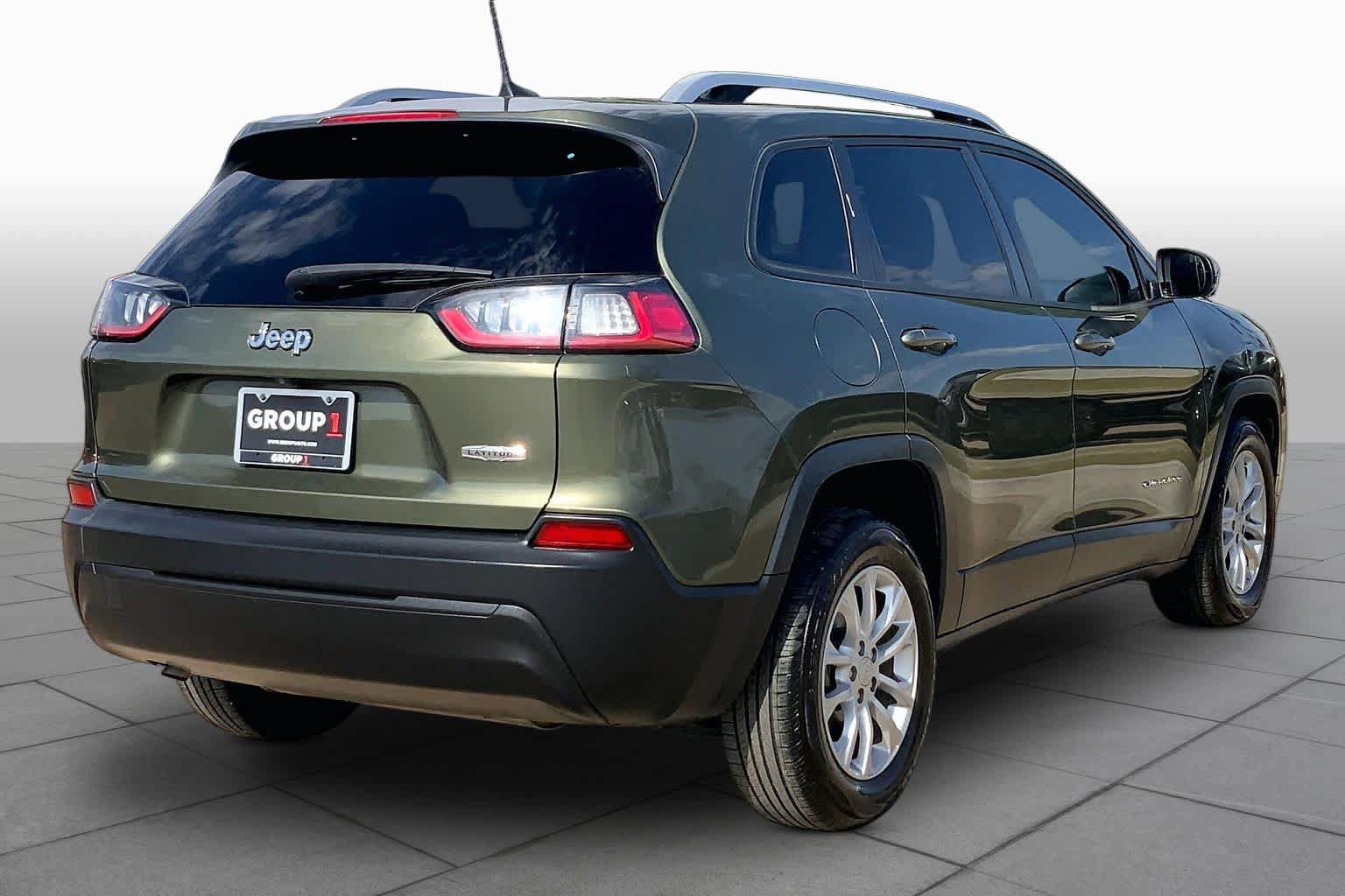 Used 2021 Jeep Cherokee Latitude FWD image 13