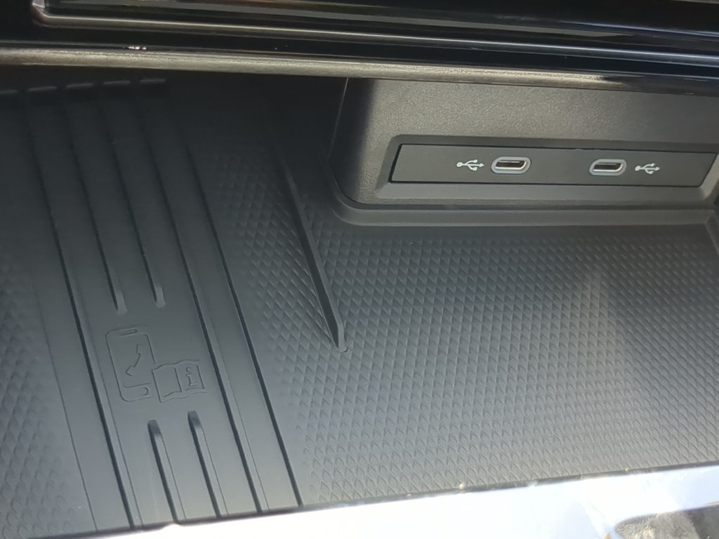 New 2026 Volkswagen Atlas SE FWD image 25