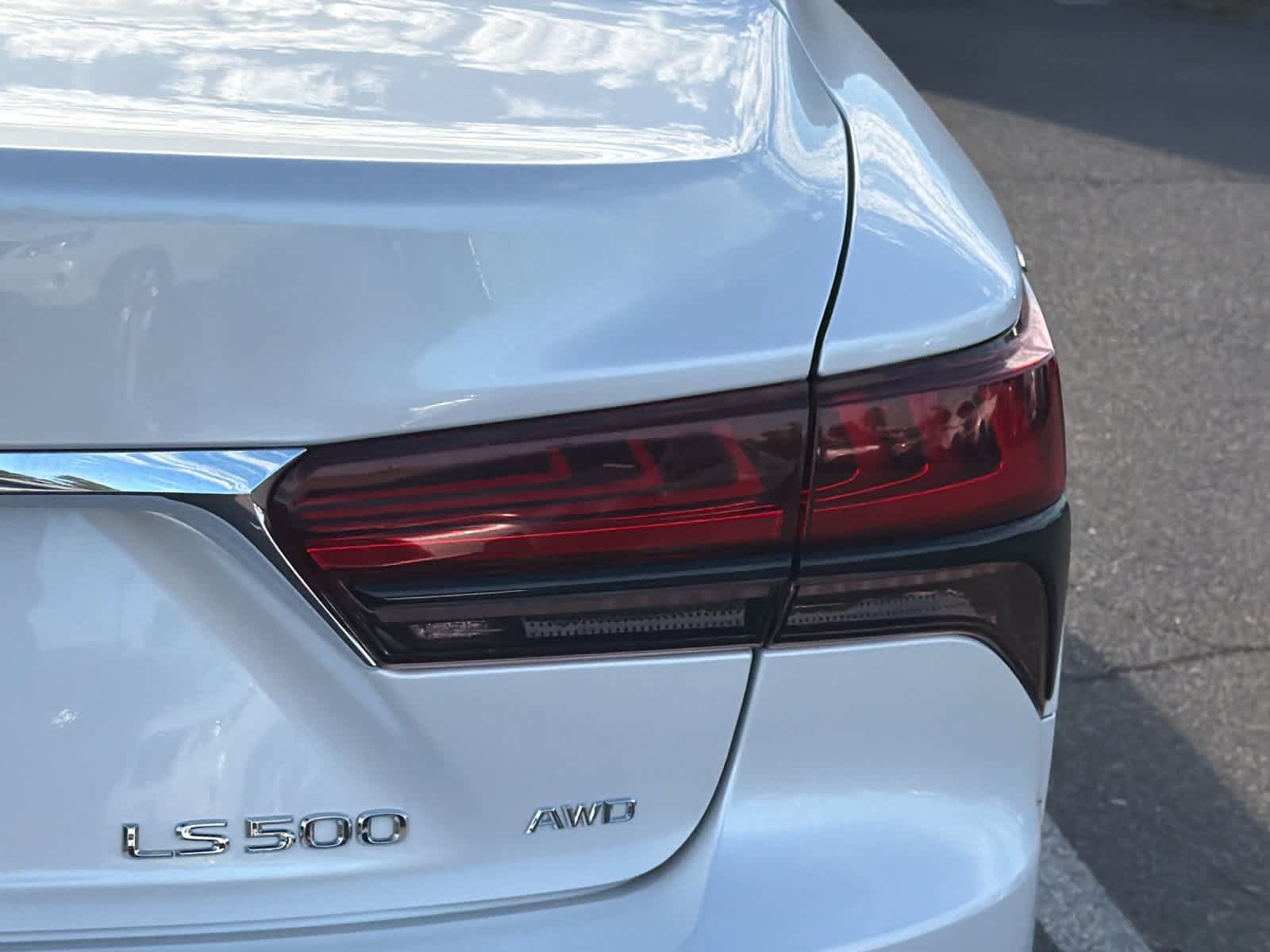 Used 2024 Lexus LS 500 AWD w/ Interior Upgrade Package image 16