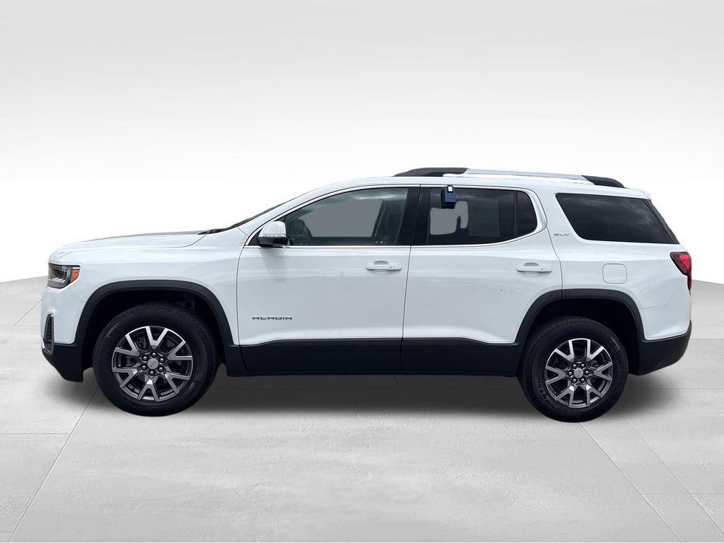 Used 2023 GMC Acadia SLT w/ LPO, Floor Liner Package FWD image 9