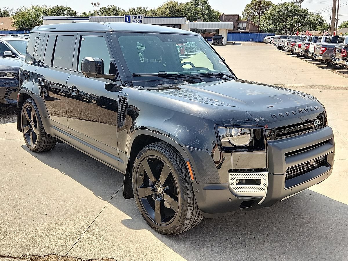 Used 2024 Land Rover Defender 110 SE AWD/4WD image 4