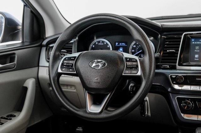 Used 2018 Hyundai Sonata SE FWD image 11