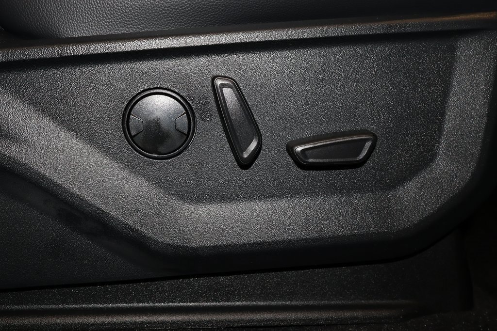 New 2025 Ford F350 Lariat w/ Lariat Ultimate Package image 17