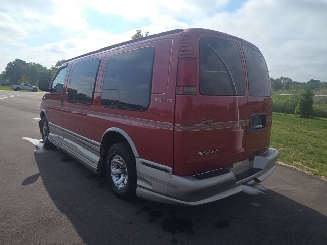 Used 2002 GMC Savana 1500 w/ SLE Marketing Option Pkg 3 RWD image 16