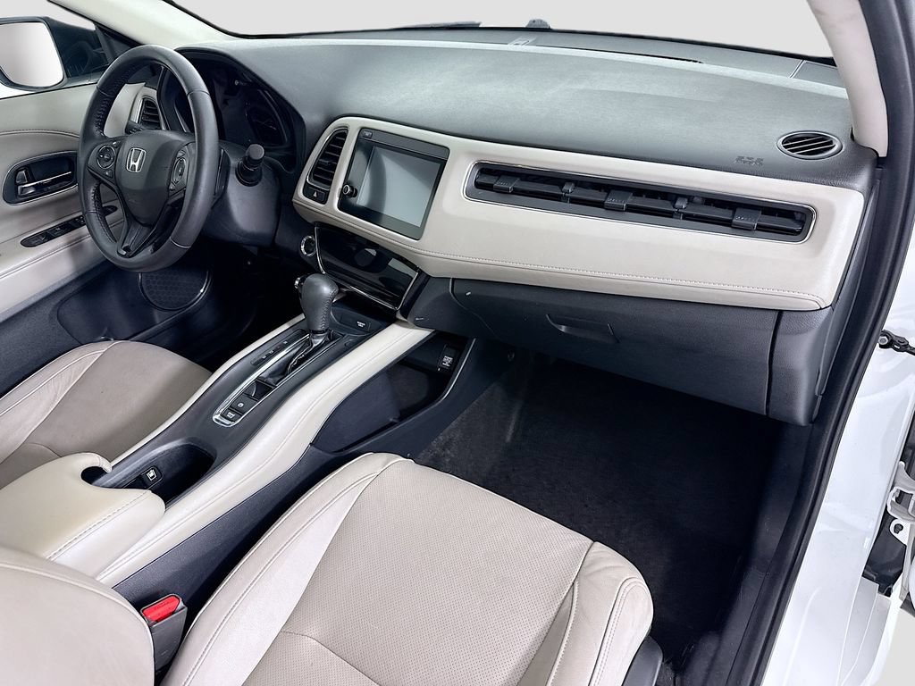 Certified 2019 Honda HR-V Touring image 17