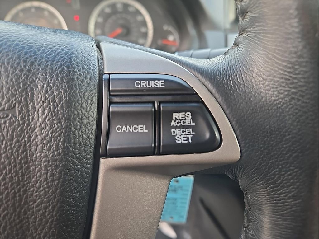 Used 2011 Honda Accord EX-L image 24