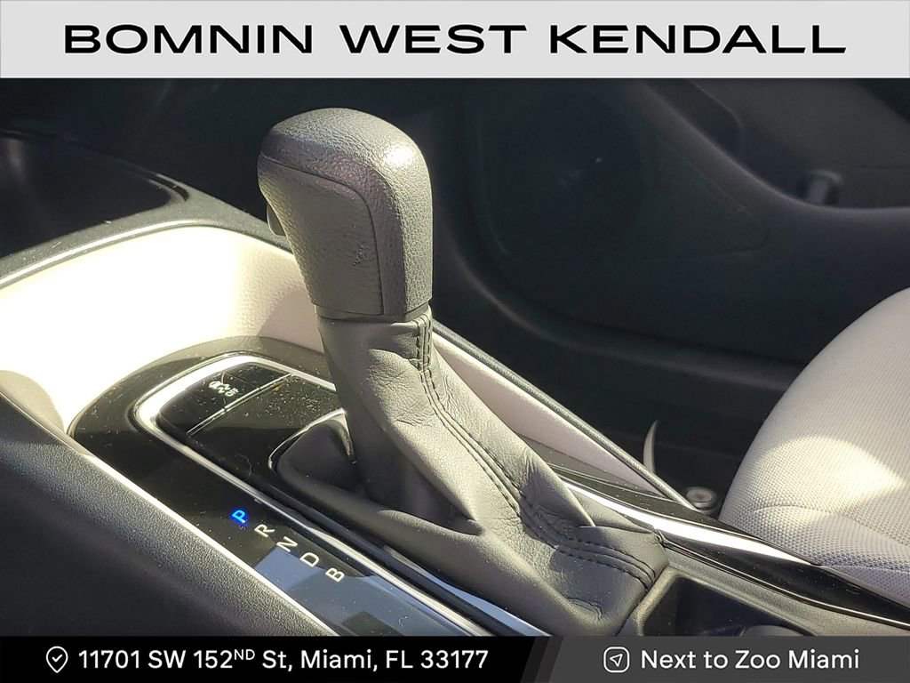 Used 2022 Toyota Corolla LE image 27