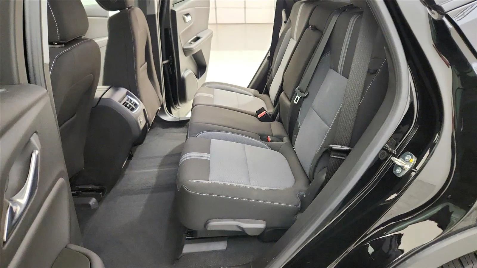 Used 2023 Chevrolet Blazer LT image 33