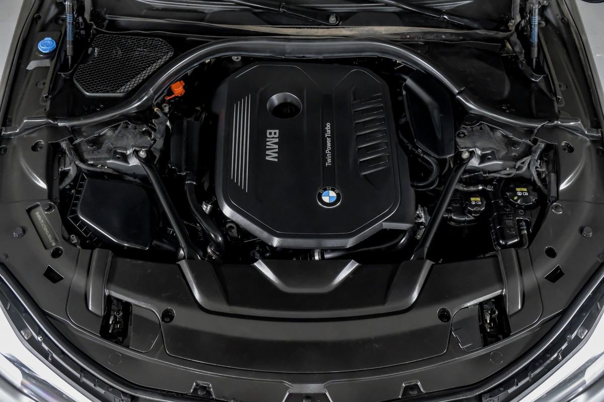 Used 2017 BMW 740i xDrive image 48