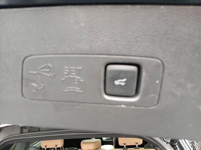 Used 2022 Lincoln Corsair Reserve w/ Equipment Group 201A image 25