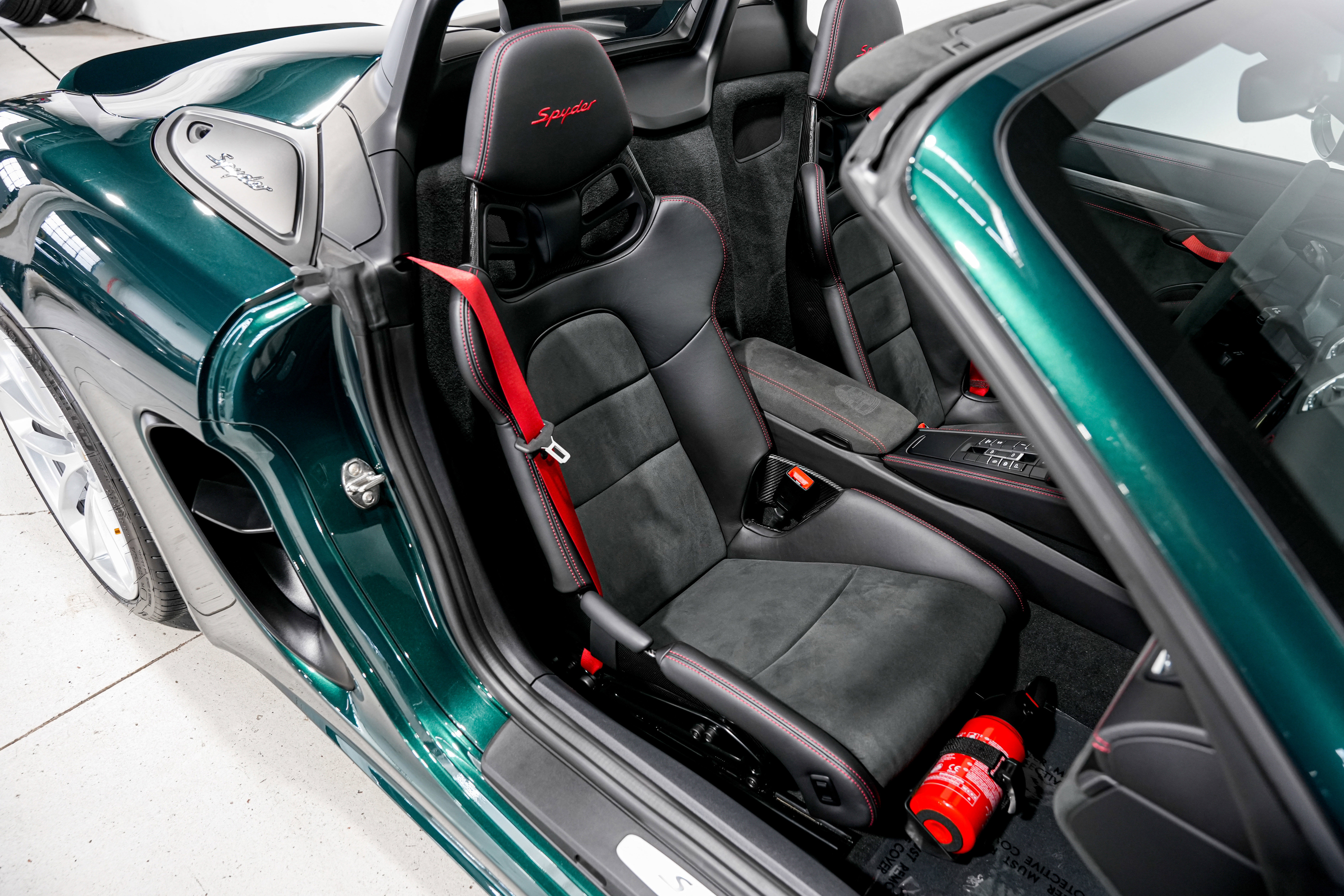 Used 2023 Porsche 718 Boxster Spyder image 29