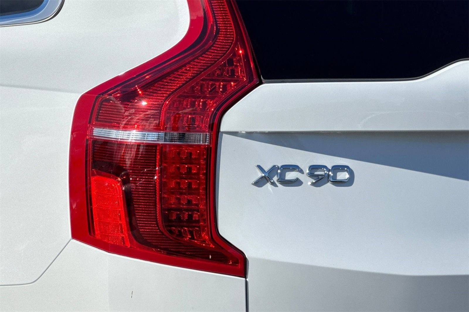 Used 2025 Volvo XC90 B6 Plus w/ Protection Package Premier AWD/4WD image 28