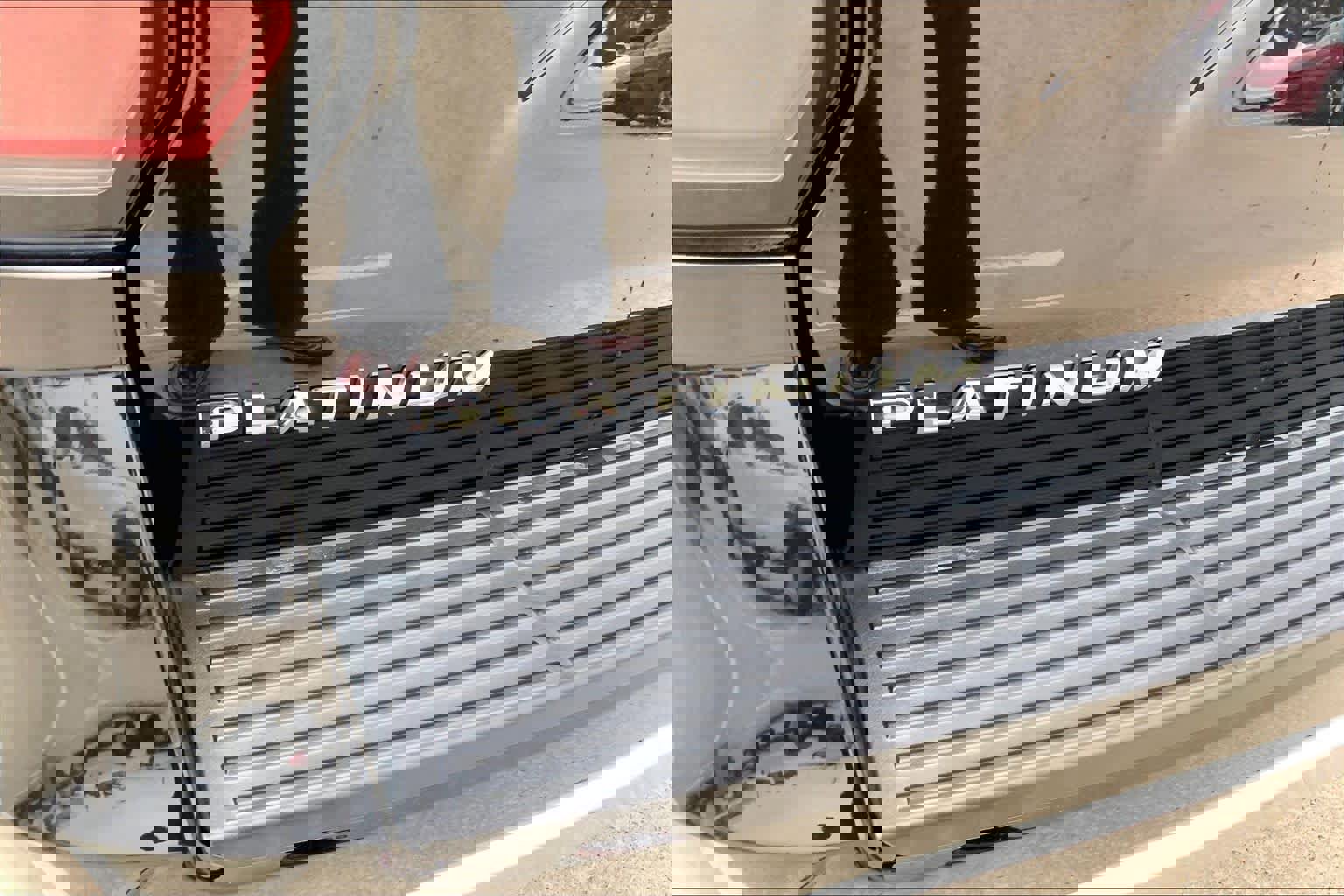 Used 2020 Ford Expedition Platinum image 10