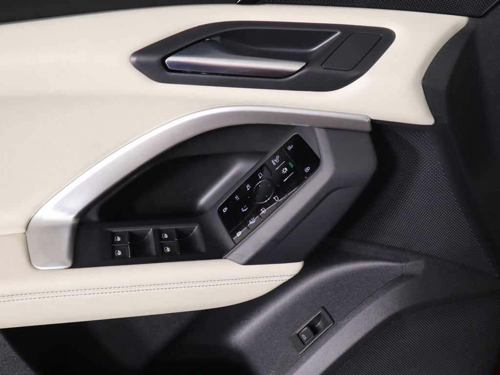 Used 2025 Audi Q5 Premium Plus w/ Premium Plus image 26