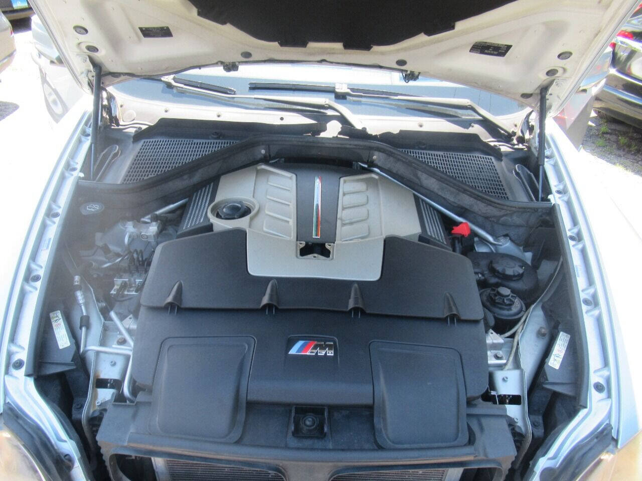 Used 2010 BMW X5 M AWD/4WD image 16