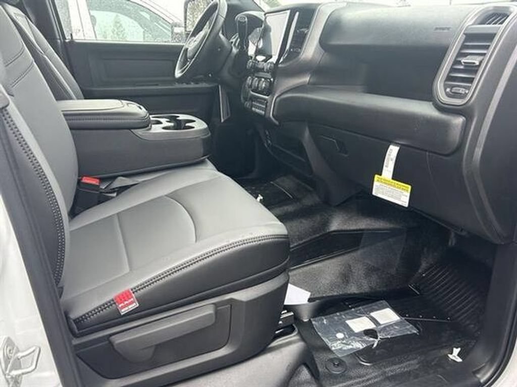 New 2026 RAM 5500 Tradesman w/ Chrome Appearance Group AWD/4WD image 16