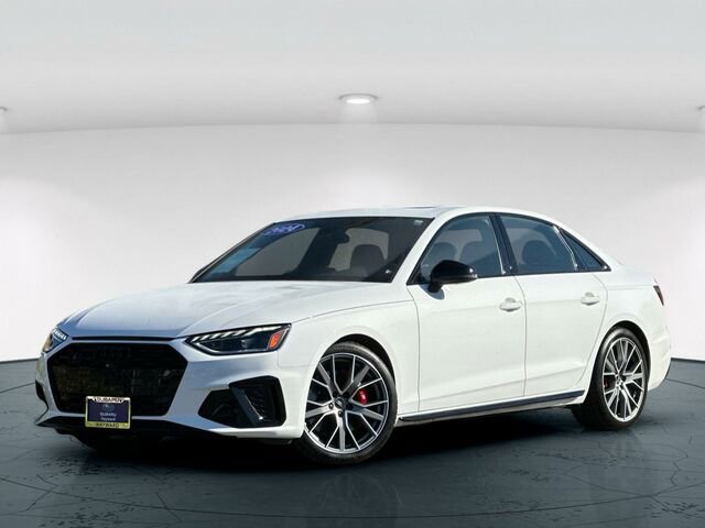 Used 2024 Audi S4 Premium Plus w/ Premium Plus Package image 2