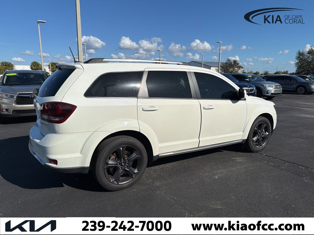 Used 2020 Dodge Journey Crossroad image 4