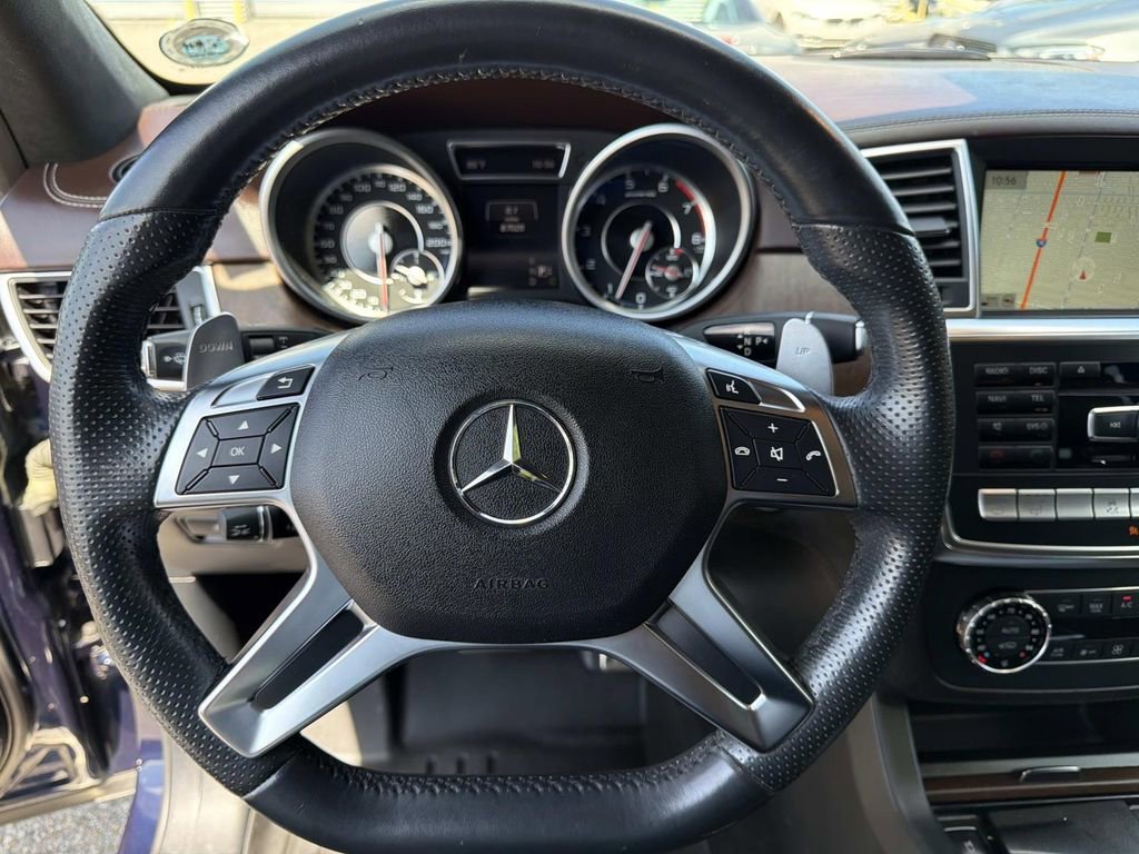 Used 2015 Mercedes-Benz GL 63 AMG 4MATIC image 22