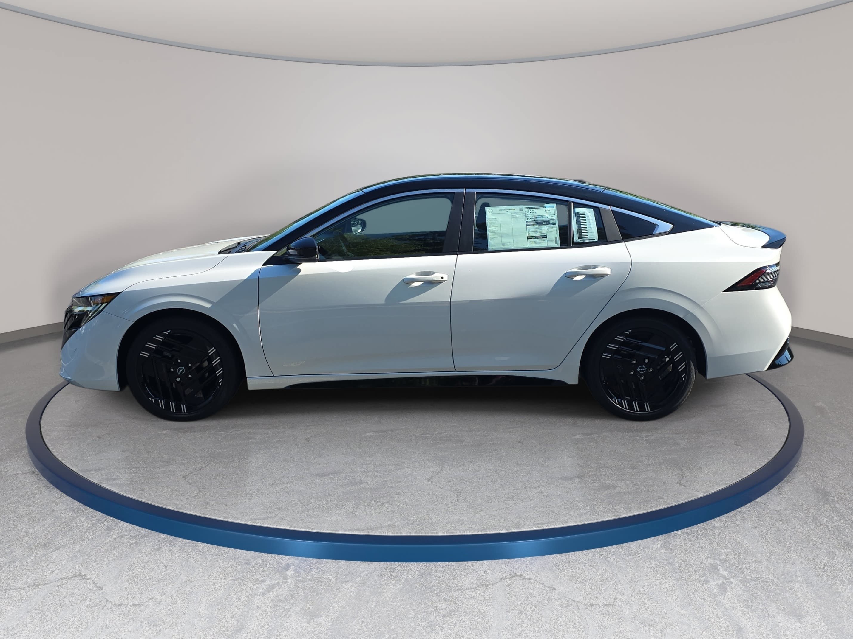 New 2027 Nissan Sentra SR w/ Floor Mat Package FWD image 8