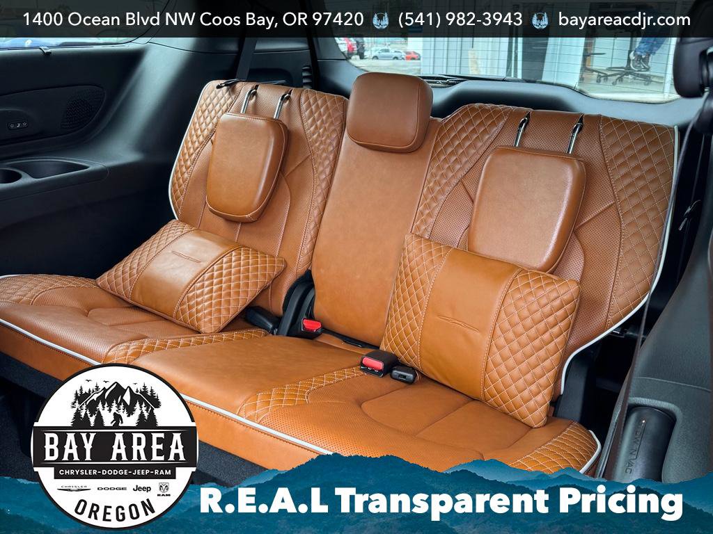 New 2026 Chrysler Pacifica Pinnacle w/ Trailer Tow Group image 19