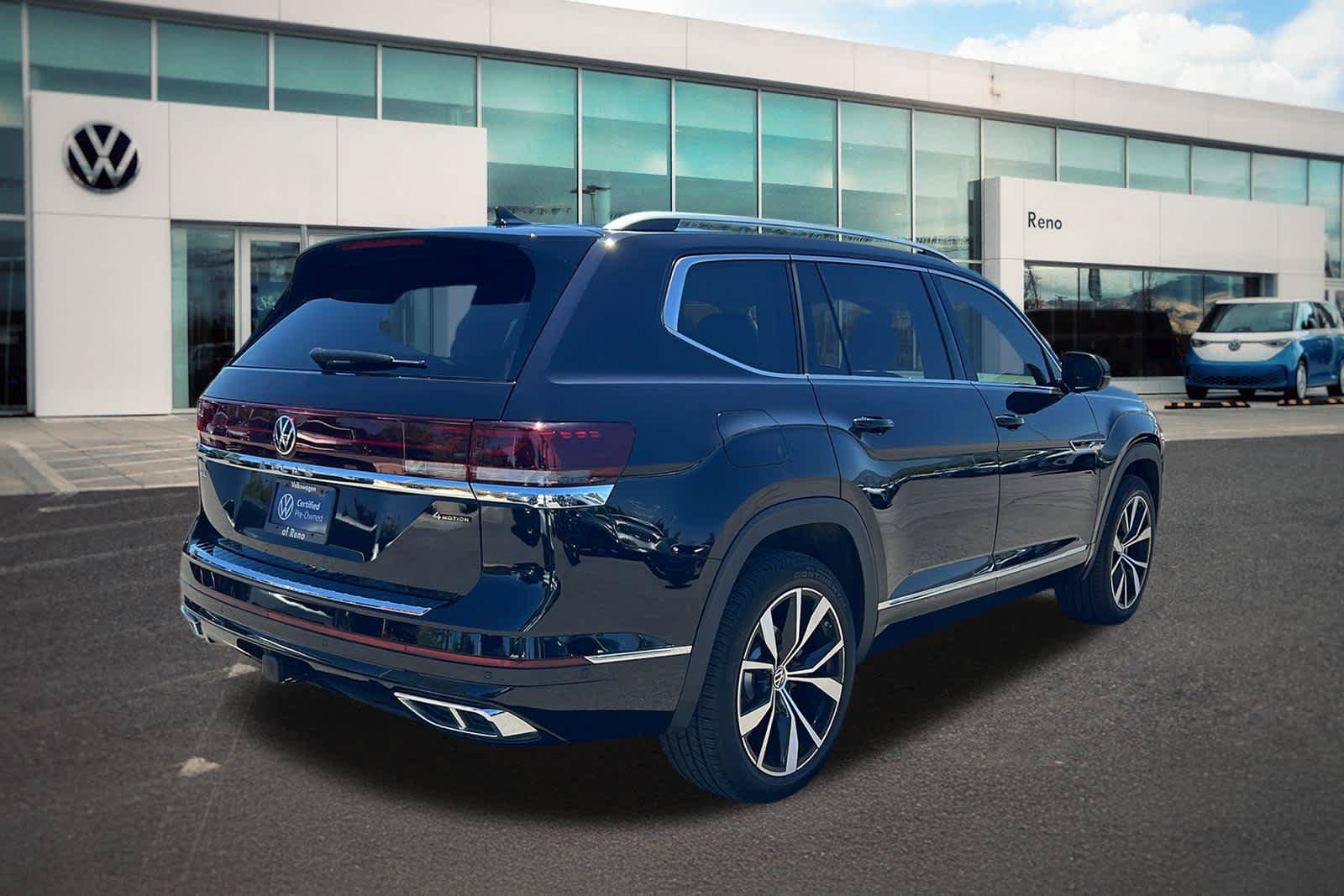 Certified 2025 Volkswagen Atlas SEL Premium R-Line AWD/4WD image 5