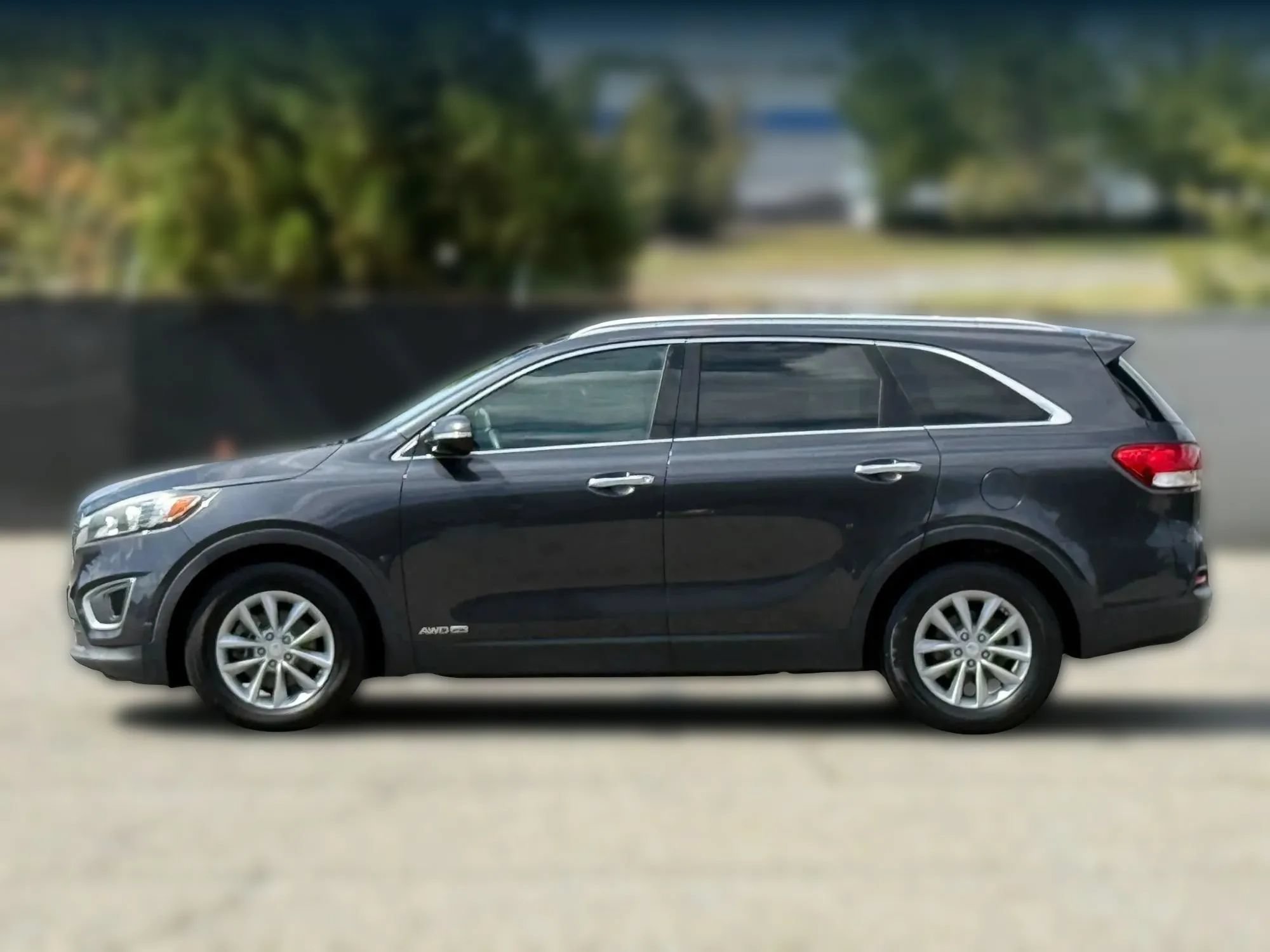 Used 2017 Kia Sorento AWD image 8