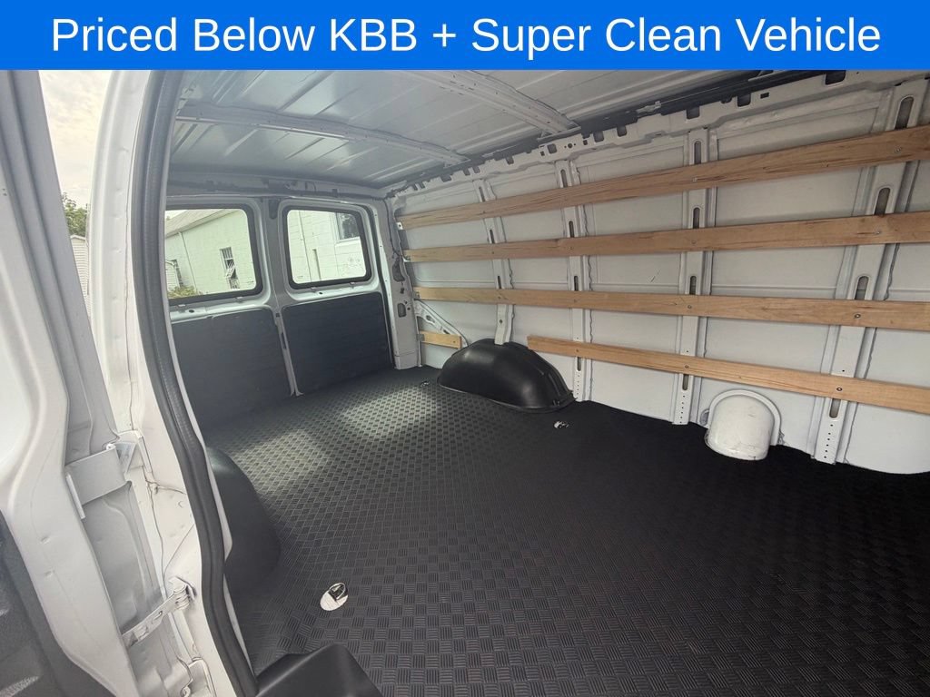 Used 2025 GMC Savana 2500 w/ Driver Convenience Package RWD image 13