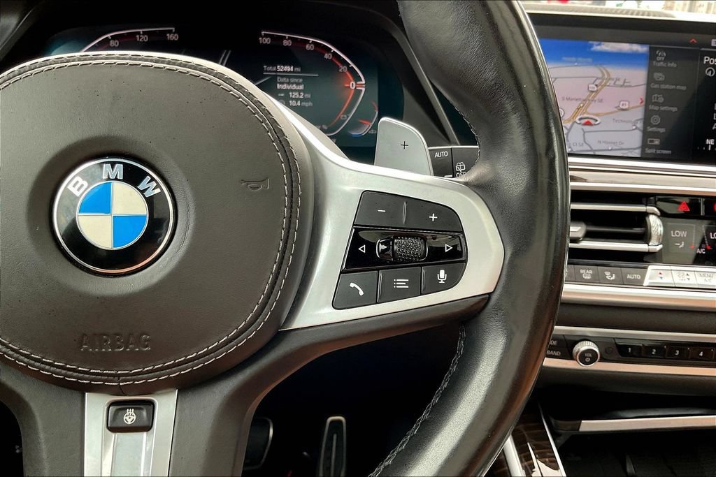 Used 2021 BMW X7 xDrive40i w/ M Sport Package AWD/4WD image 12