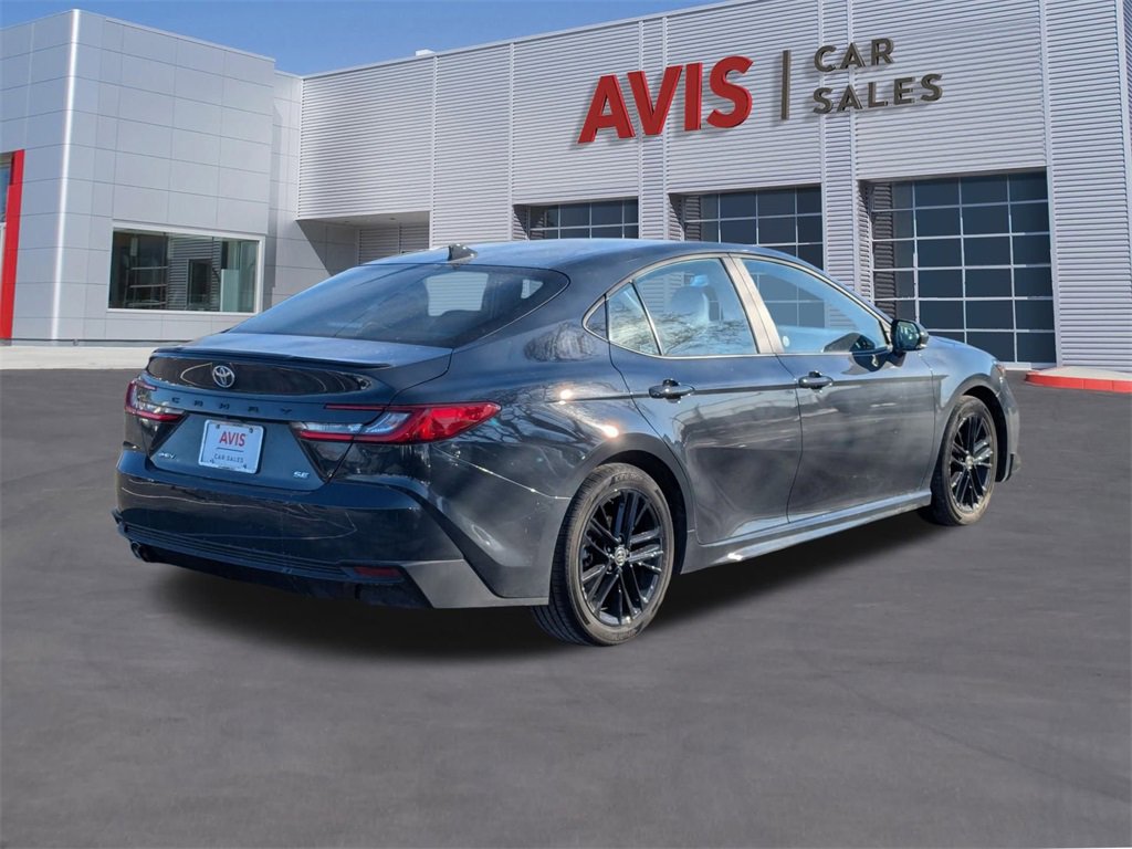 Used 2025 Toyota Camry SE image 6