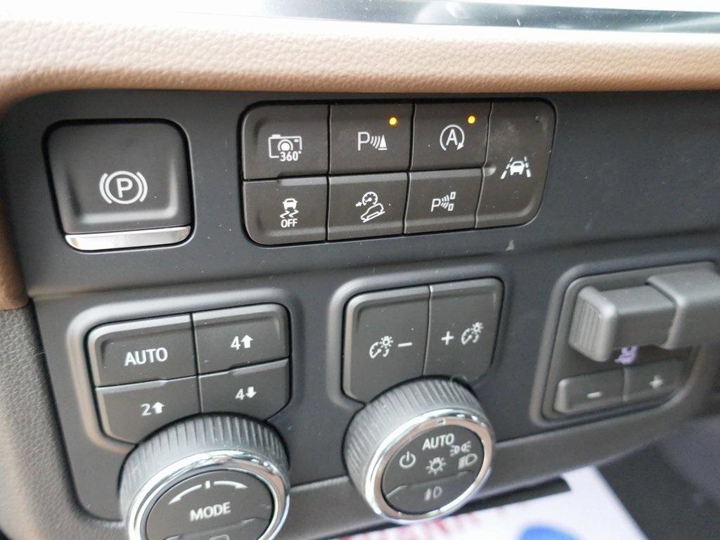 New 2026 Chevrolet Tahoe High Country image 14