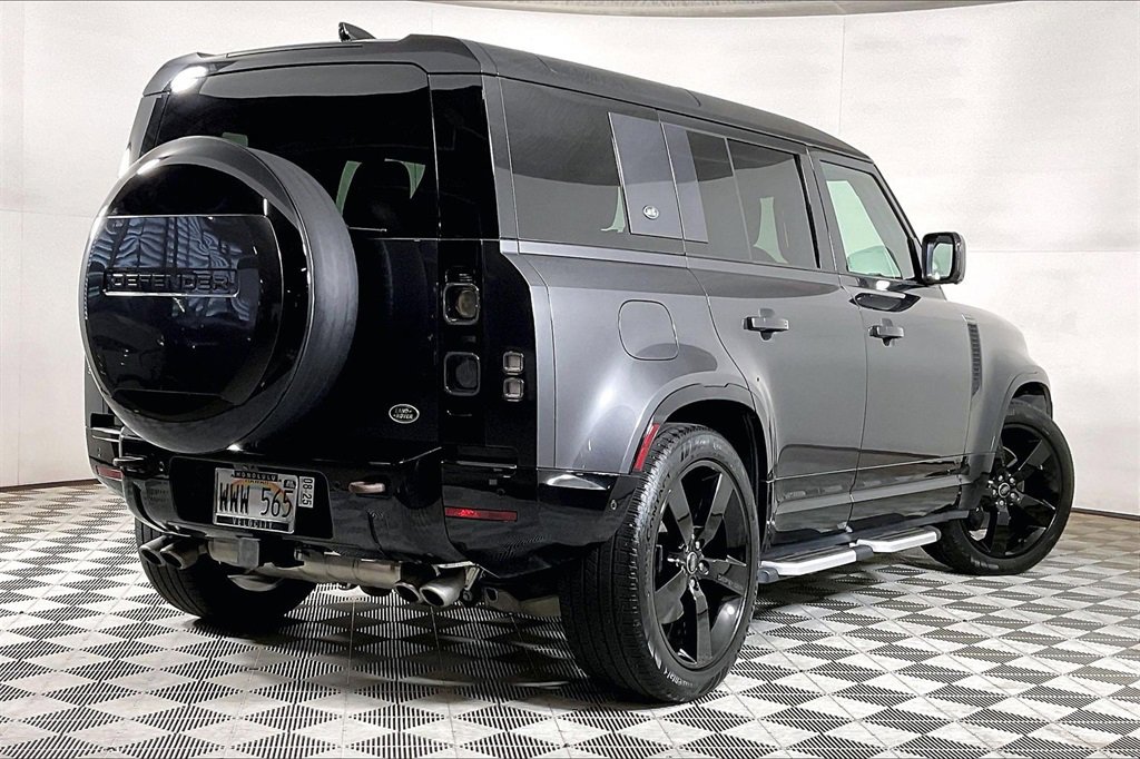 Used 2023 Land Rover Defender 110 V8 image 10