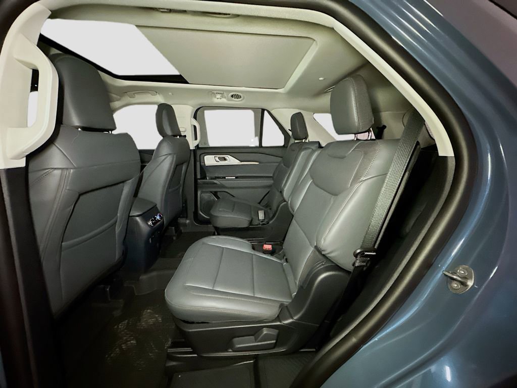 New 2026 Ford Explorer Active w/ Active Comfort Package image 32