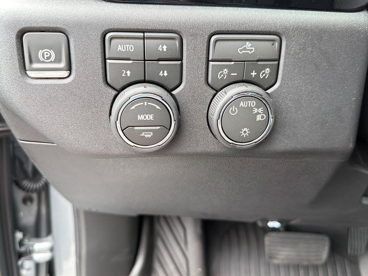 New 2026 Chevrolet Silverado 1500 LT AWD/4WD image 19