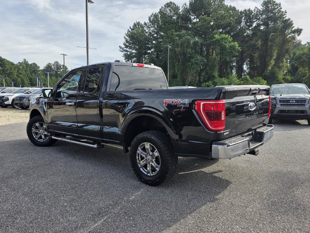 Used 2022 Ford F150 XLT w/ Equipment Group 302A High AWD/4WD image 4