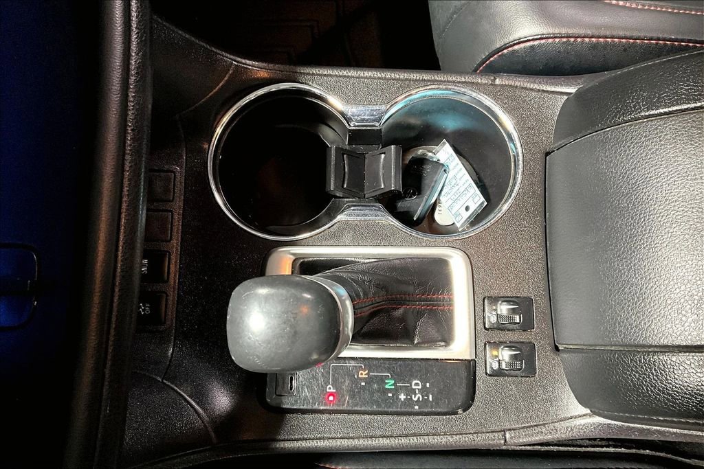 Used 2019 Toyota Highlander SE image 17